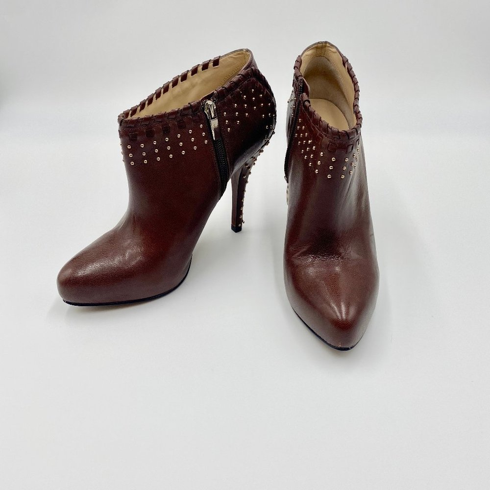 Enzo Angiolini Eayareena Brown Studded Boot size 9